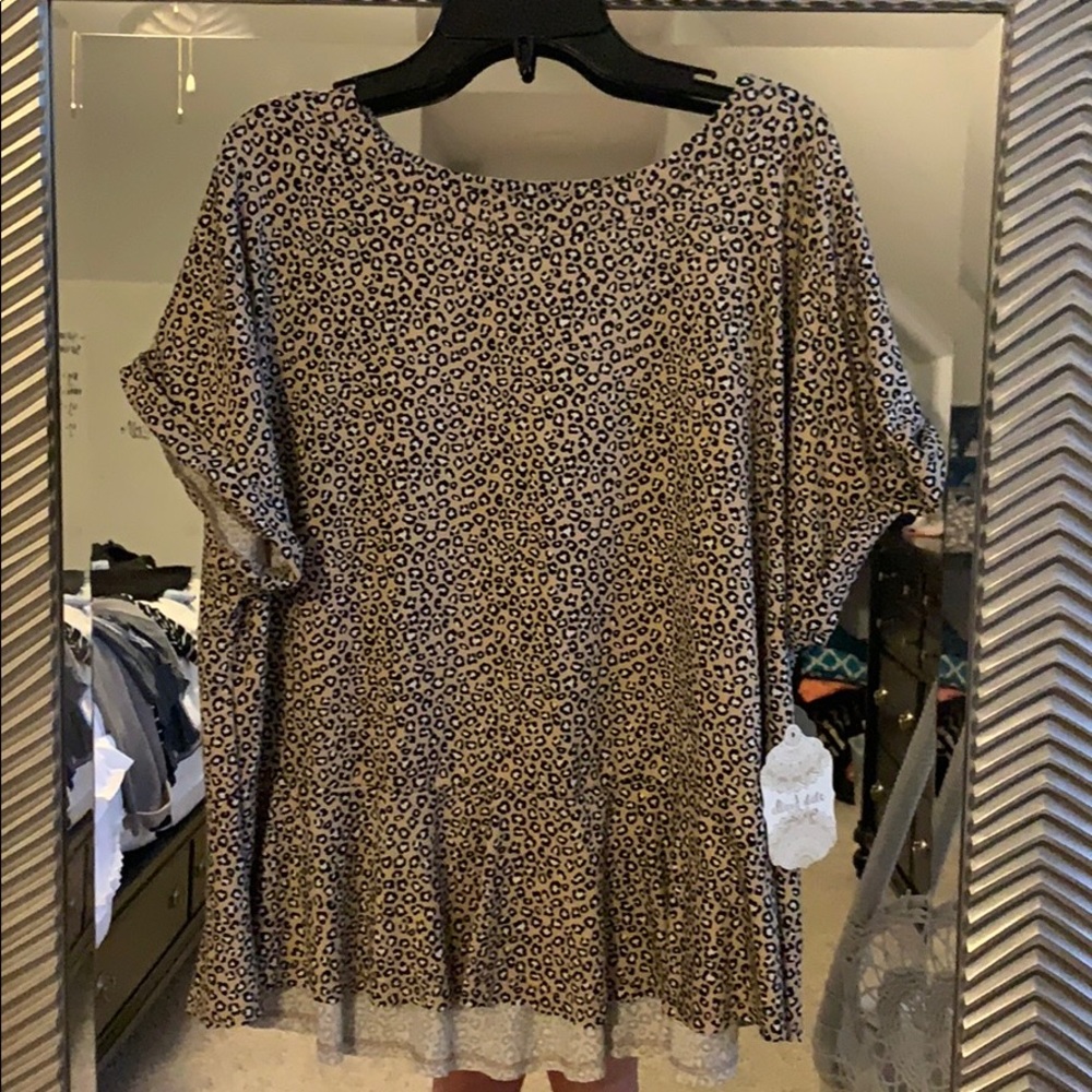 cheetah print top!